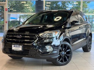 Used 2017 Ford Escape Titanium image 1