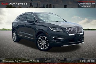 Used 2019 Lincoln MKC Select w/ Select Plus Package image 1