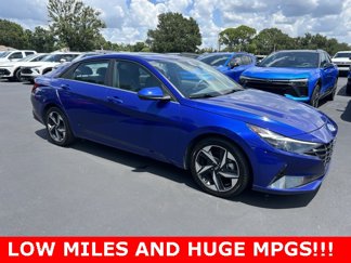 Used 2022 Hyundai Elantra SEL w/ Convenience + Premium Package image 1