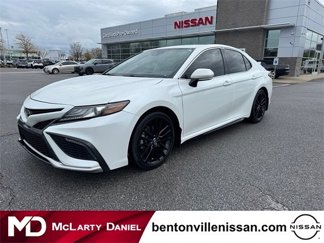 Used 2022 Toyota Camry XSE image 1