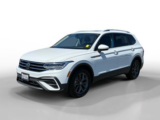 Used 2022 Volkswagen Tiguan SE image 1