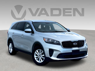 Used 2020 Kia Sorento LX image 1