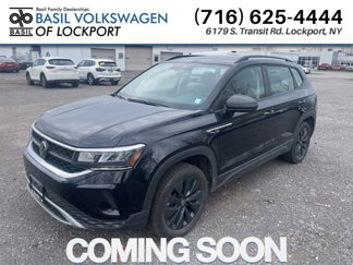 Used 2024 Volkswagen Taos S image 1