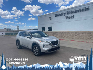 Used 2023 Nissan Rogue SV image 1