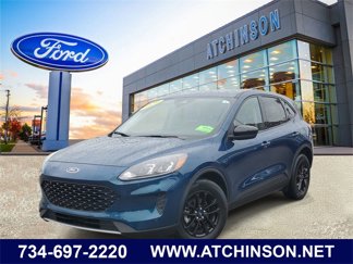 Used 2020 Ford Escape SE Sport image 1