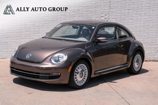 Used 2014 Volkswagen Beetle 2.5 image 1