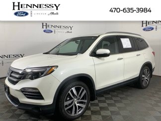 Used 2017 Honda Pilot Touring image 1