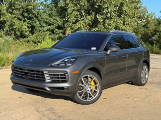 Used 2021 Porsche Cayenne S image 1