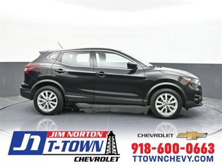 Used 2021 Nissan Rogue Sport S image 1