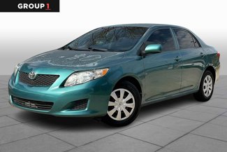 Used 2010 Toyota Corolla LE image 1