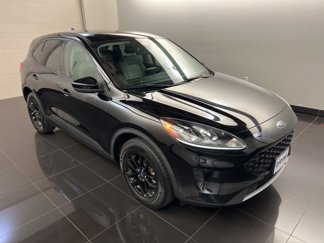 Used 2020 Ford Escape SE Sport image 1