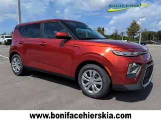 Used 2022 Kia Soul LX image 1