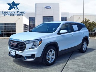 Used 2024 GMC Terrain SLE image 1