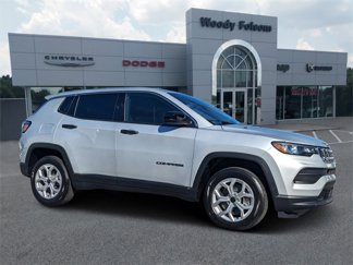 New 2025 Jeep Compass Sport image 1
