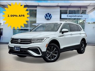 Used 2022 Volkswagen Tiguan SE image 1