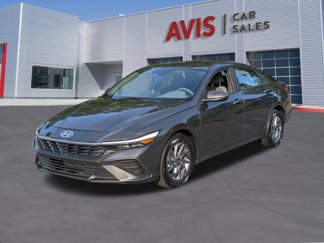 Used 2024 Hyundai Elantra SEL image 1