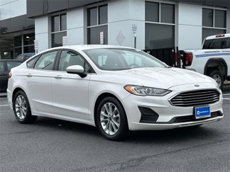 Used 2019 Ford Fusion SE image 1