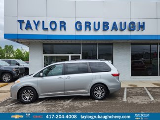 Used 2019 Toyota Sienna XLE Premium w/ Protection Package image 1