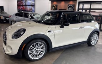 Used 2019 MINI Cooper S w/ Signature Upholstery Package image 1