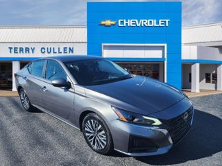 Used 2023 Nissan Altima 2.5 SV image 1
