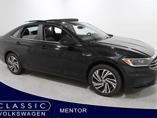 Used 2021 Volkswagen Jetta SEL image 1