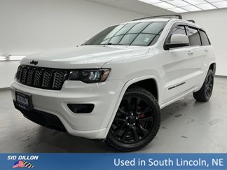 Used 2018 Jeep Grand Cherokee Altitude image 1