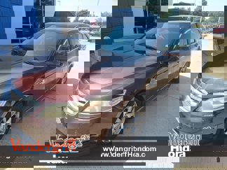 Used 2010 Ford Taurus SEL image 1