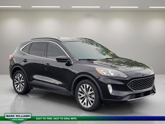 Used 2022 Ford Escape Titanium image 1