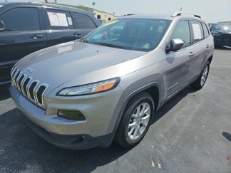 Used 2018 Jeep Cherokee Latitude Plus image 1