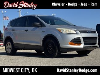 Used 2015 Ford Escape S image 1