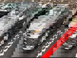 Used 2020 Toyota Camry LE image 1