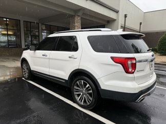 Used 2017 Ford Explorer Platinum image 1