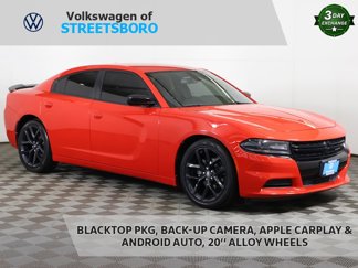 Used 2020 Dodge Charger SXT w/ Blacktop Package image 1