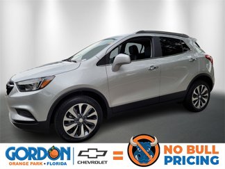 Used 2022 Buick Encore Preferred image 1