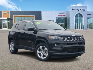 Used 2023 Jeep Compass Latitude w/ Convenience Group image 1
