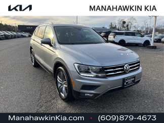 Used 2020 Volkswagen Tiguan SEL image 1