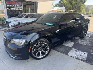 Used 2016 Chrysler 300 S image 1