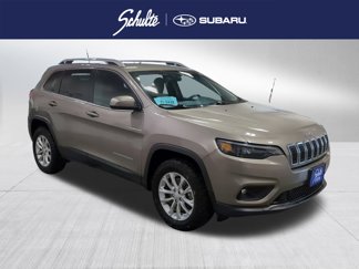 Used 2019 Jeep Cherokee Latitude w/ Cold Weather Group image 1