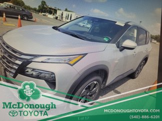 Used 2024 Nissan Rogue SV image 1