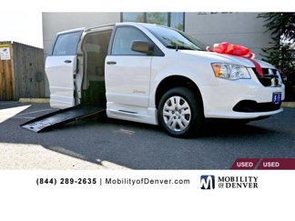 Used 2019 Dodge Grand Caravan SE image 1