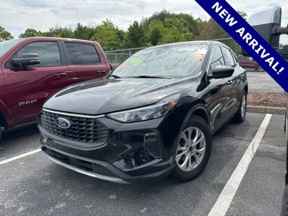 Used 2023 Ford Escape Active image 1