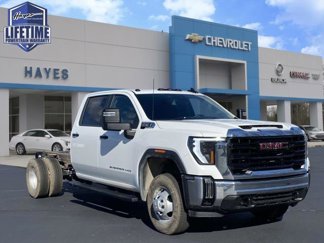 New 2025 GMC Sierra 3500 Pro w/ Convenience Package image 1