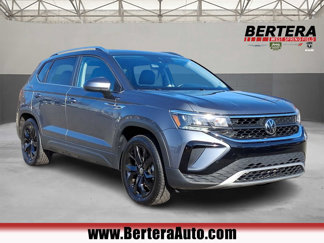 Used 2023 Volkswagen Taos SE image 1