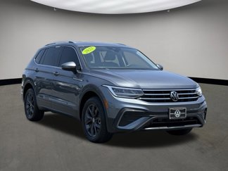 Used 2022 Volkswagen Tiguan SE image 1