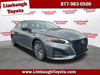 Used 2024 Nissan Altima 2.5 SV image 1