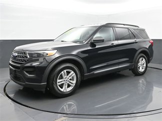 Used 2021 Ford Explorer XLT image 1