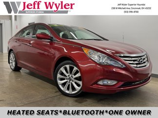 Used 2013 Hyundai Sonata SE image 1