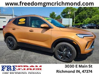 Used 2024 Buick Encore GX Sport Touring image 1