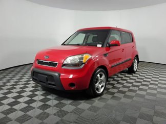 Used 2011 Kia Soul + image 1