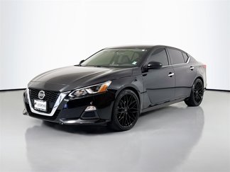 Used 2020 Nissan Altima 2.5 S image 1